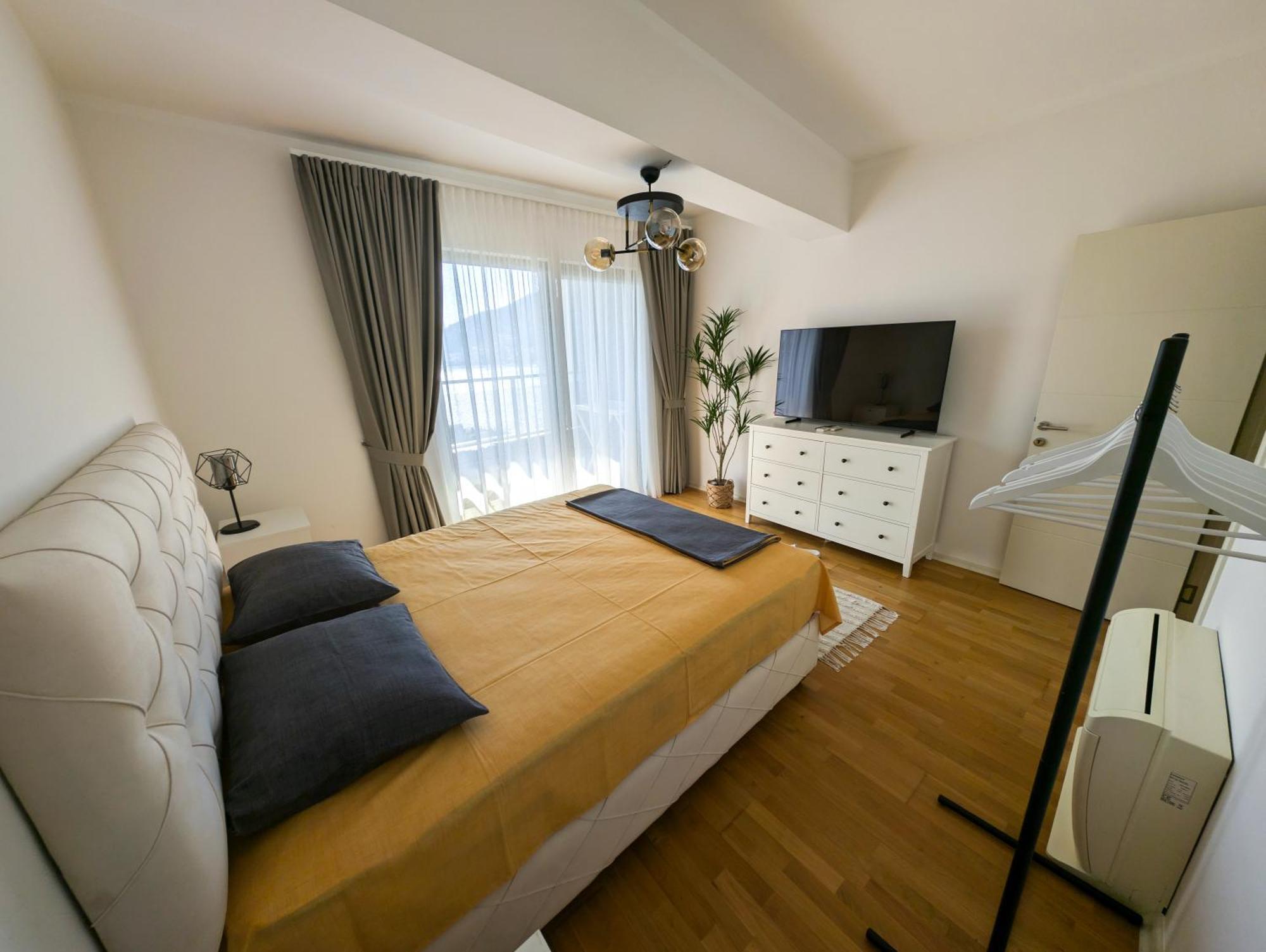 Lux Apartments Harmonia Budva Exterior photo