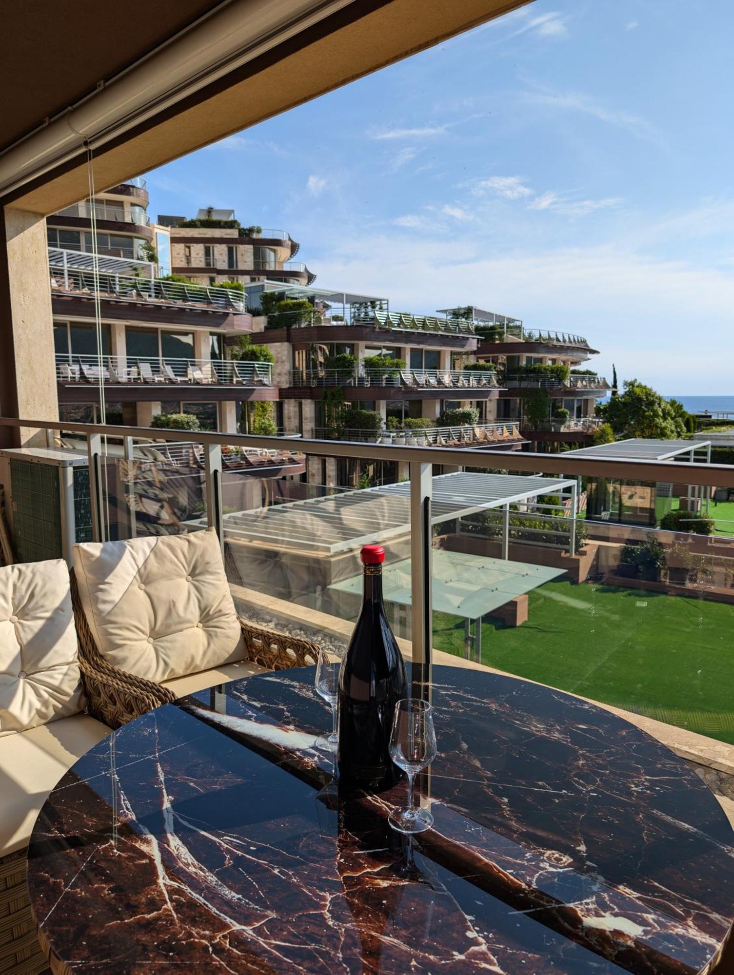Lux Apartments Harmonia Budva Exterior photo