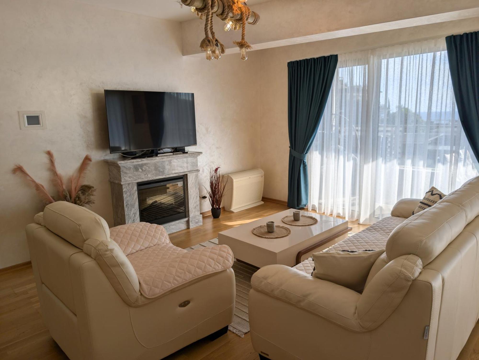 Lux Apartments Harmonia Budva Exterior photo