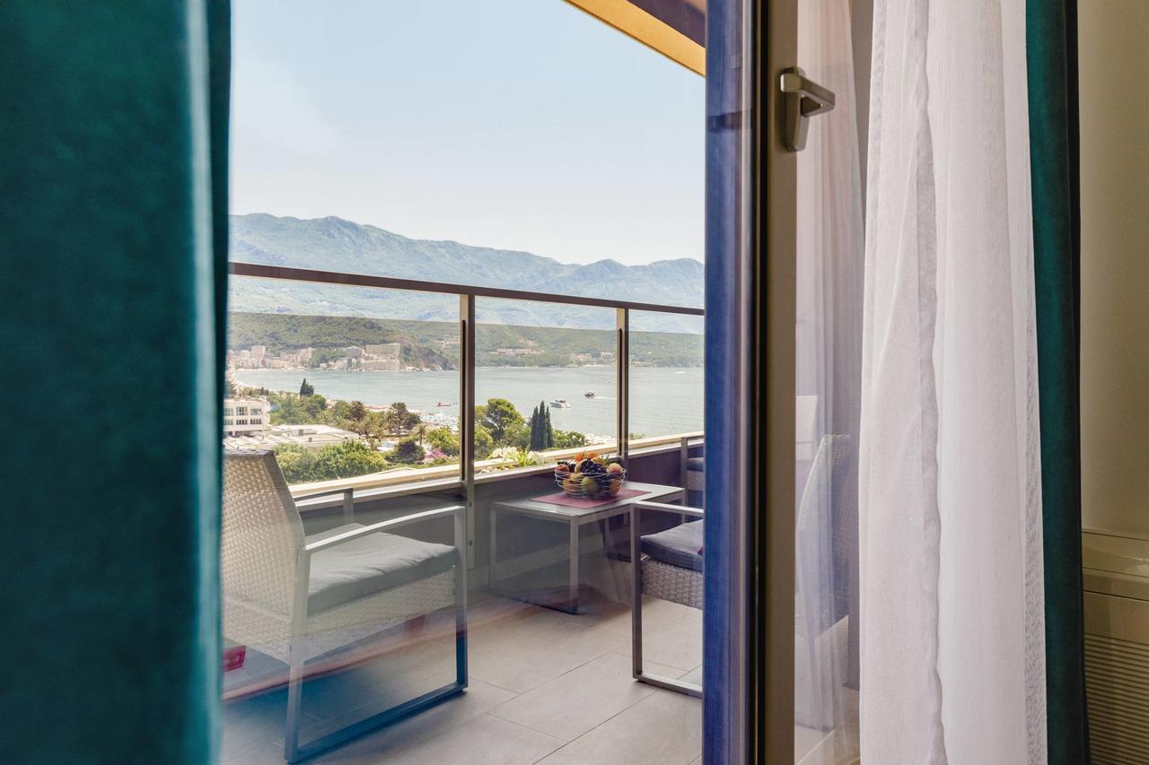Lux Apartments Harmonia Budva Exterior photo